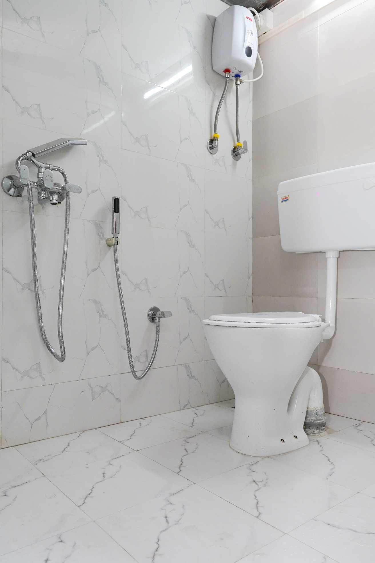 Premium PG room interior Jogeshwari West Mumbai